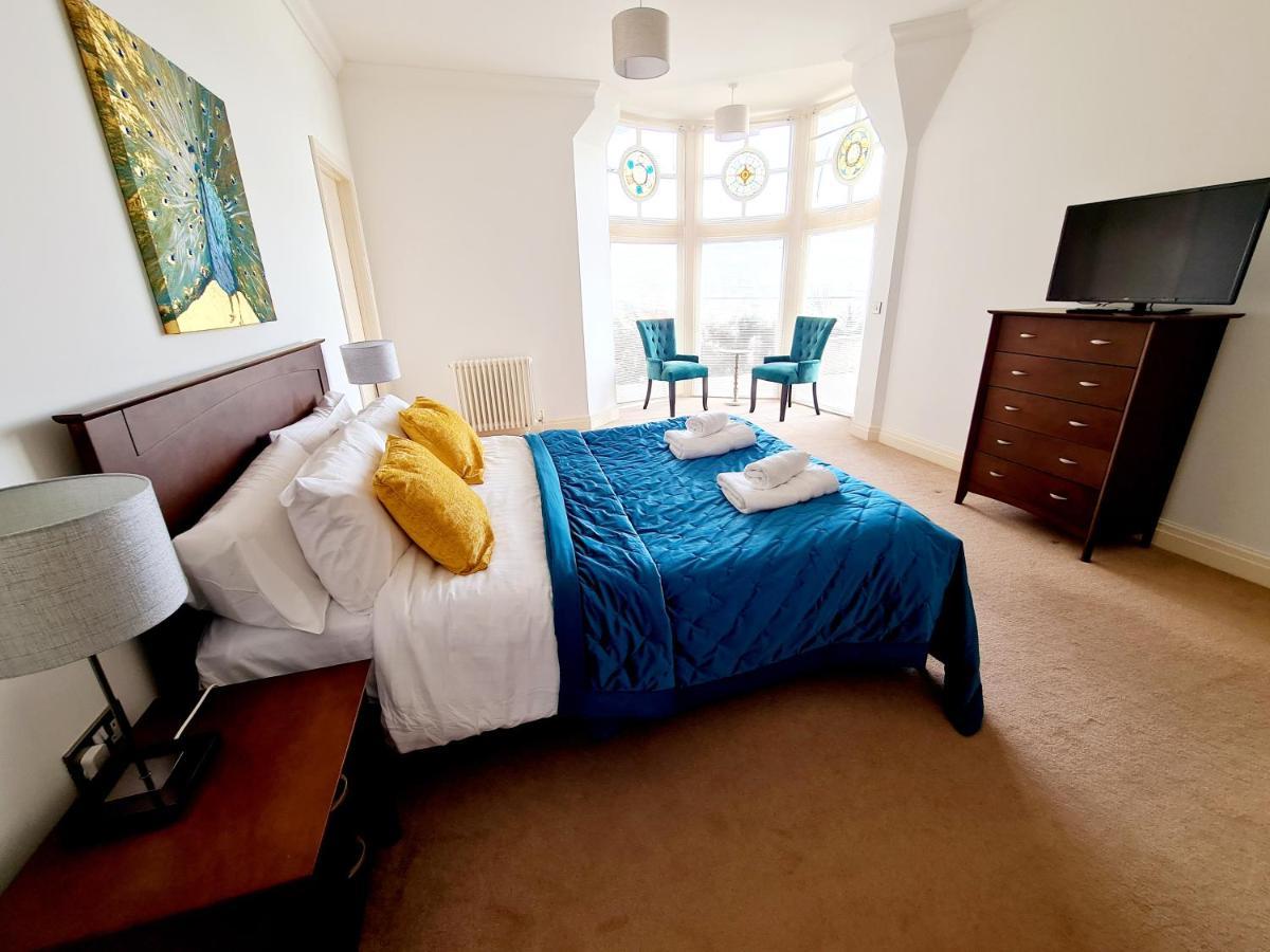 Seas The Day - Beachfront Apartment - Sleeps 4 แรมส์เกท ภายนอก รูปภาพ